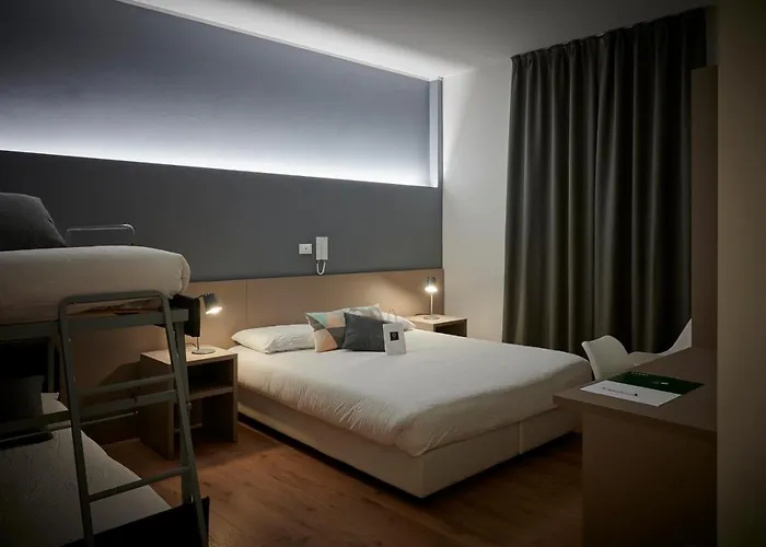 Lainez Rooms & Suites