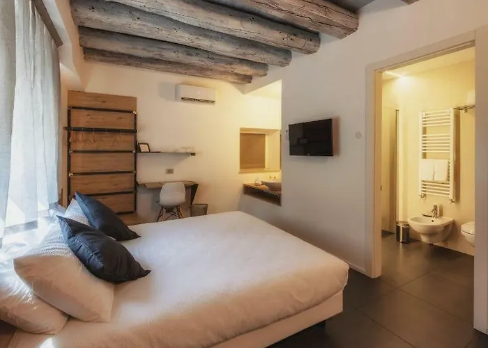 Le Palme City Rooms